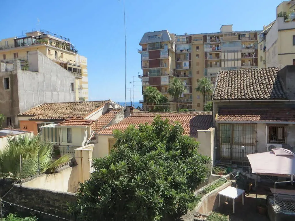 Al Mare In Citta Bed & Breakfast Catania